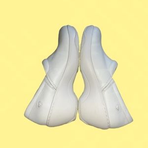 NURSE MATES  PILLOW TOP SHOES